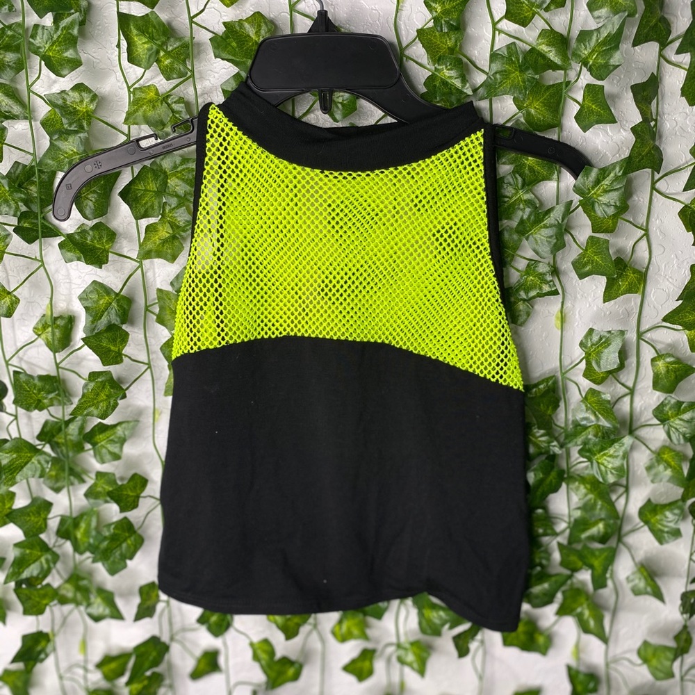 cute denny’s cropped tank